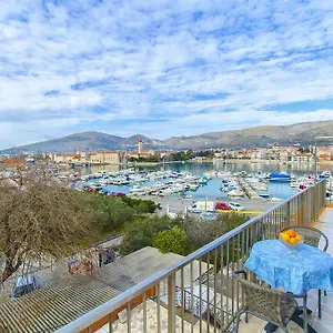And Iva Apartman Trogir